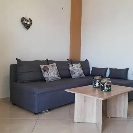 Vaso House Apartment *